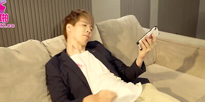 Petite Asian girl being spanked on her beautiful ass and get his cumming inside her warm pussy