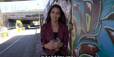 Skinny brunette babe is getting her clit rammed hard outdoors