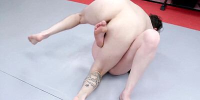 Chad Diamond & Aria Khaide are shagging after some wrestling