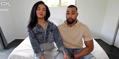 Juicy girl spreads legs and gets fucked by a horny stallion