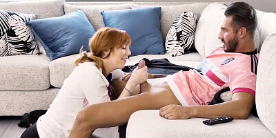 Hot ginger MILF Lauren Phillips loves taking a stiff rod up her gorgeous ass