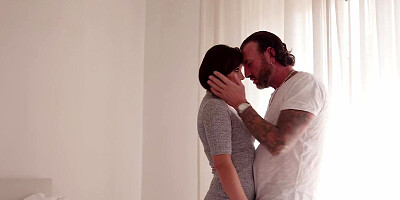 Smoking hot Alysa Gap gets her ass stretched with a cock