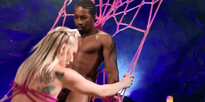 Kendra Sunderland gets her juicy cunt drilled with Isiah's BBC