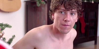 Christmas gathering quickly turned into kinky threeway fucking between cousins