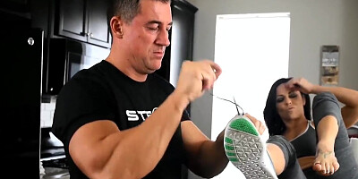 Hot Babe Sarah Brooke Gives A Footjob in Work Out Sneakers
