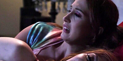 When there are no men around, two aroused ladies play lesbian games