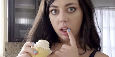 Two Brunette Babes Milk Bro's Cock For Creampie