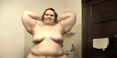 Ssbbw posing and suckin a big black cock indeed fine