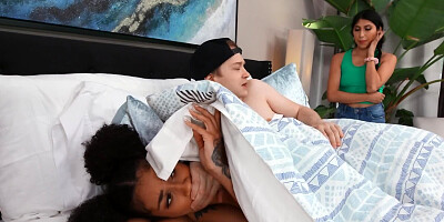 Ebony girl Ariana Aimes is being hammered by Alex Jett