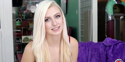 Blonde Sexy teen Alexa gets her pussy filled with creampie
