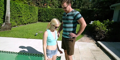 Kyle Mason & Anastasia Knight enjoy in some backyard fuck