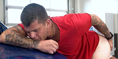 RIM4K Rimming turned the car mechanic on and he was ready for more