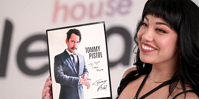 GOTH GODDESS Little Puck Gets Rough & Ready With Hot Hunk Tommy Pistol