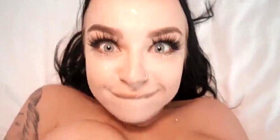 Tatted Babe Payton Preslee Rides Toni’s Big Cock and Squirts