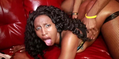 Phat ass ebony broad is sucking off and bouncing on the BBC