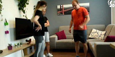 Kinky fitness instructor is worshipping sexy feet of these two girls