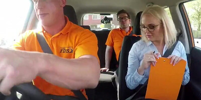 Class at a driving school ends with a quick cock sucking in the car