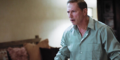 Horny middle-aged man has threeway sexual intercourse with two hot babes