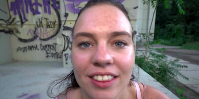 Amateur brunette gal was asked for quick sex in public and she said yes
