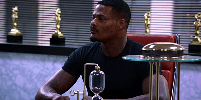 White sweetheart is having a massive black cock in her ass for the first time