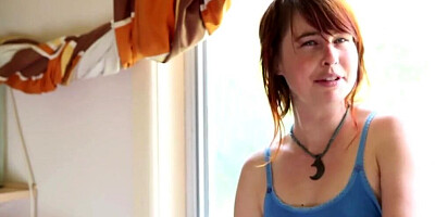Amateur chick is rubbing her vulva in this homemade solo scene