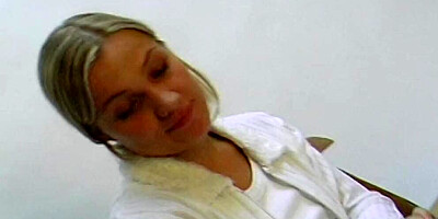 Naughty blonde babe is rubbing her cunt in this solo performance