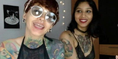 Tattooed Latina amateur lesbians on webcam show