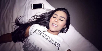 Lissome hussy's blowjob clip
