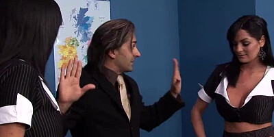 Kat Lee & Tony James are shagging in a 3some