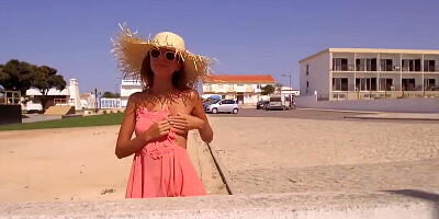 Clover Nude Public 1