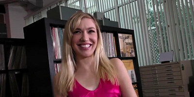 Charming girl Mackenzie Moss sucks that hard cock in POV video