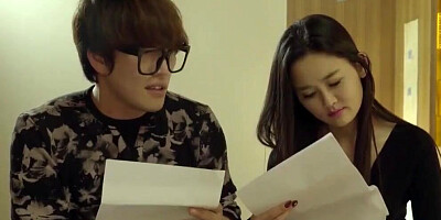 Asian cutie seduces that fellow and takes his hard pecker