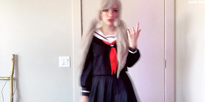 Teen blonde looks best when she's completly naked and masturbating