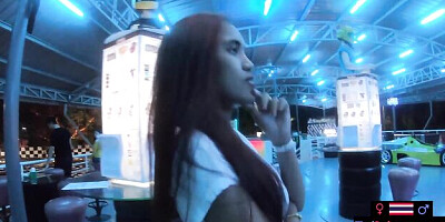 Passionate courtesan's blowjob video