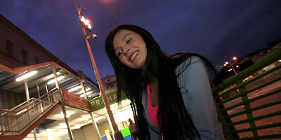 PublicAgent Babe sucks and fucks in the dark