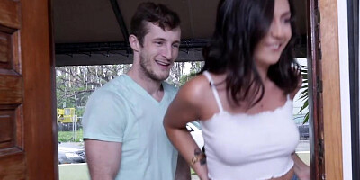 Astonishing girl Natalie Brooks is making out with her lucky stepbrother