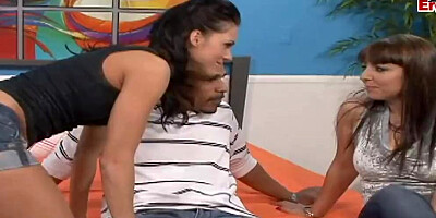 Jennifer Dark & Maria Bellucci are stretched with a humongous pecker