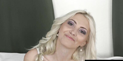 Luring Joachim Kessef and Helena Moeller at anal xxx