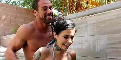 Naughty America - Kassandra Kelly (joanna Angel) Fucks Trainer