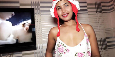 Watch provocative floozy's movie