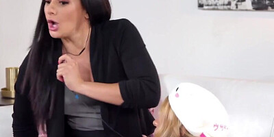 Naughty Girl Wants Her Milf'S Attention (Sheena Ryder, Khloe Kapri)