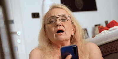 MATURE4K. Woman over fifty is rammed by Roberto in husbands absence