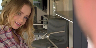 Splendid blonde Alexa Flexy is double-penetrated in a threesome