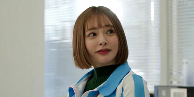 Skinny Japanese babe with small tits is riding her lover