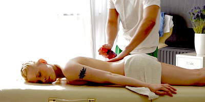 Full Body Massage & Sex w Blonde Spinner