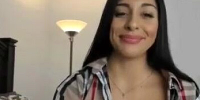 Phat ass camgirl is using both fingers and a lovense lush for reaching an orgasm