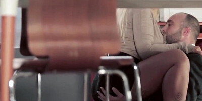 Big tits blonde secretary is doing her after work duty