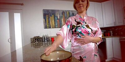 PERV MOM - Cougar Stepmom Bounces On A Big Cock (Amber Chase)