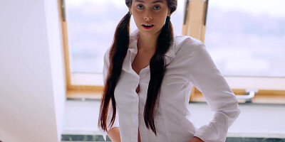 ULTRAFILMS Amazing girl Alissa Foxy seducing us in this perfect solo video