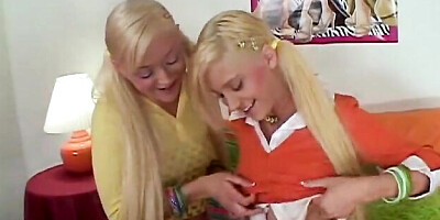 Stunner Laney at lezzers video